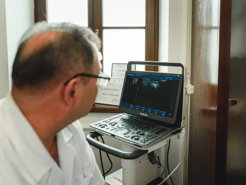 Gabinet lekarski nr 1 – diagnostyka USG – Ośrodek Rehabilitacji Troniny, Kłobuck